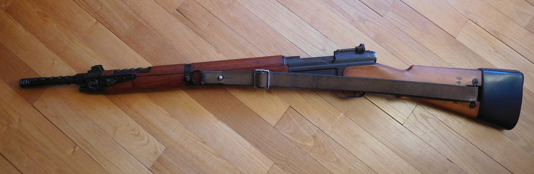 Fusil MAS 36-51 en vue latérale